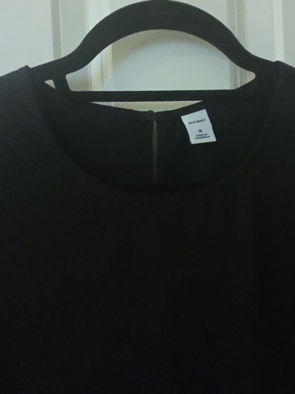 Old Navy Black Long-Sleeve Shift Dress - Picture 3 of 4